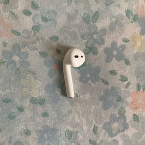 Authentic Apple LEFT AirPod (1st generation)